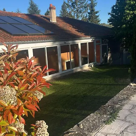 La Maison Perchée
