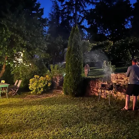 La Maison Perchee Vakantiehuis *